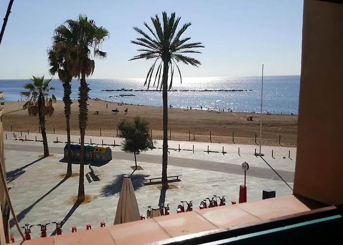 شقة With Sea Views *